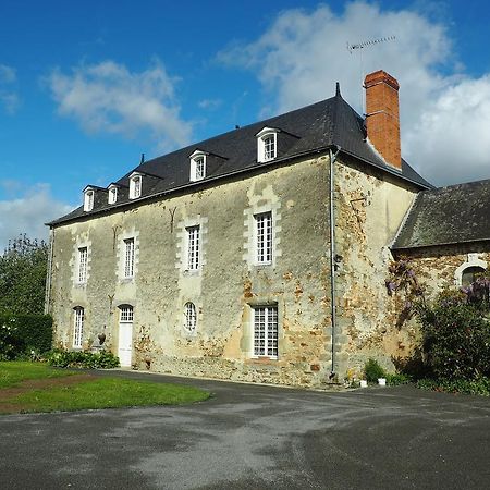 Les Grands-Aulnais Bed and Breakfast Cossé-le-Vivien Buitenkant foto