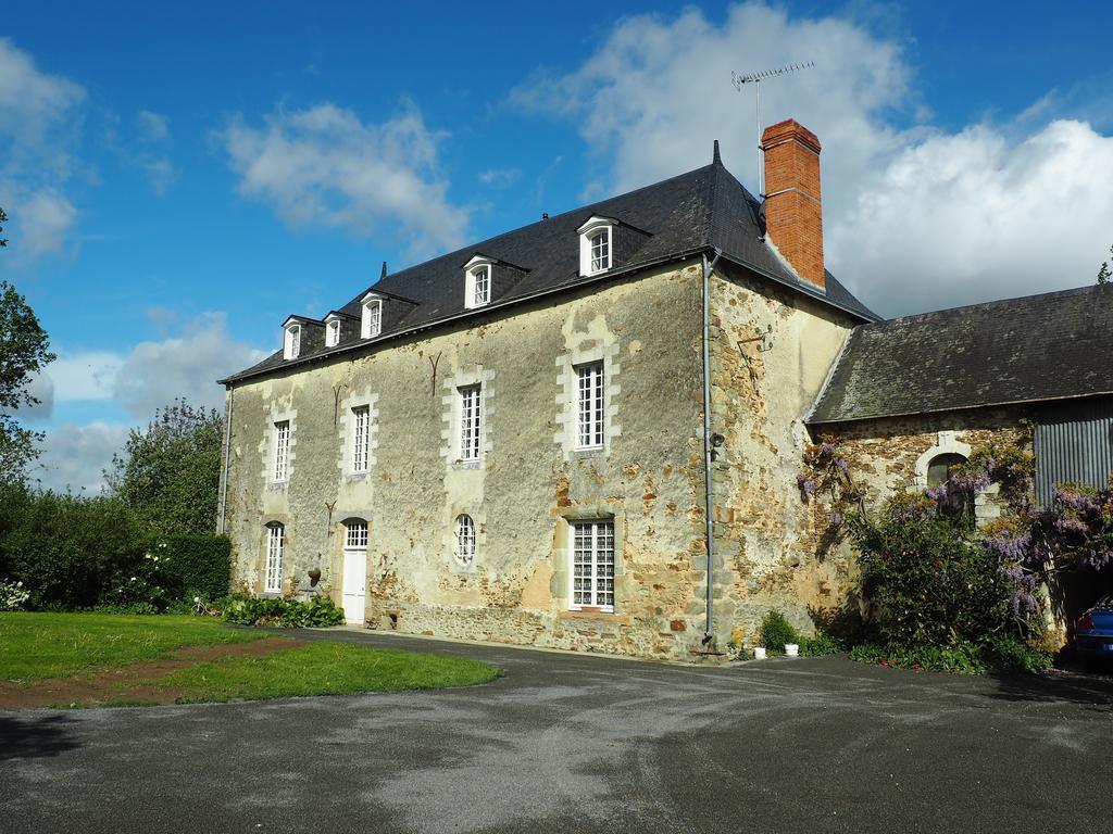 Les Grands-Aulnais Bed and Breakfast Cossé-le-Vivien Buitenkant foto